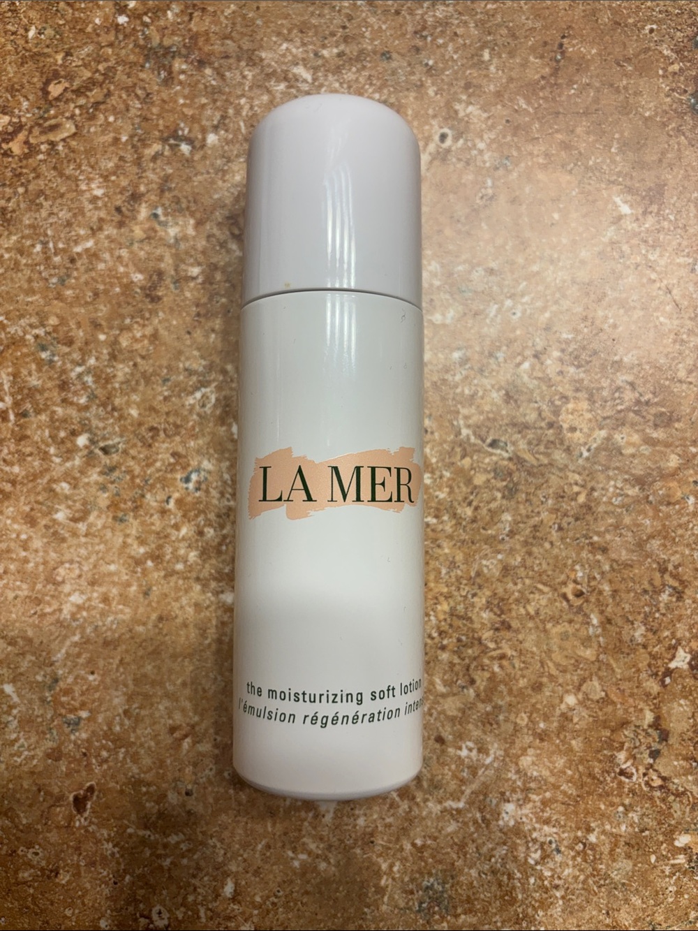 La Mer Empty White Bottle with Logo Accent